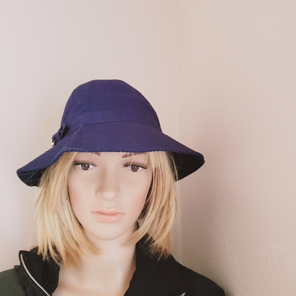 Totes Navy blue gold Horse bit buckle bucket hat - Picture 2 of 8